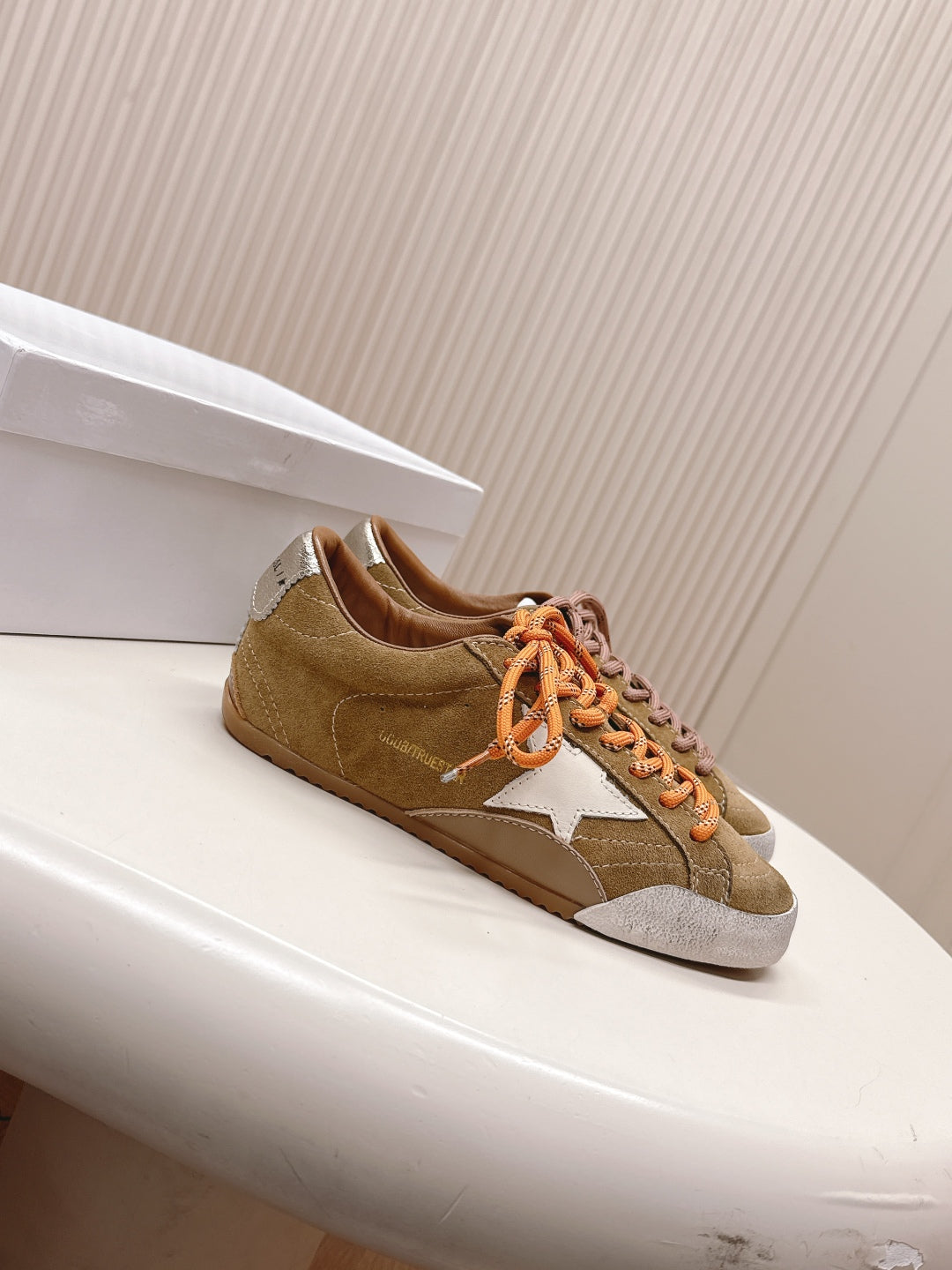 LuxluxHouse Best Quality Shoes Golden Goose