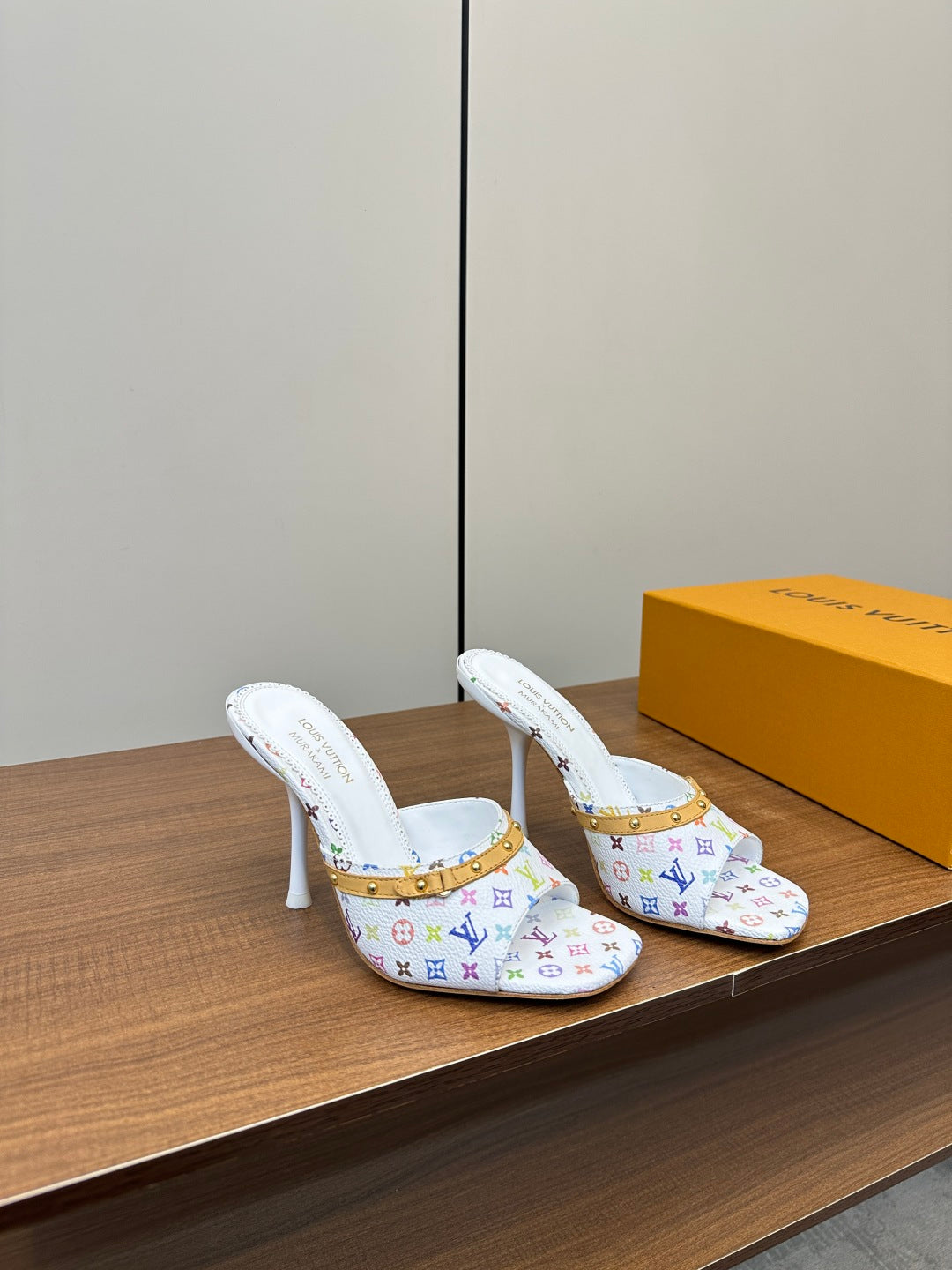 LuxluxHouse Best Quality Women Shoes Louis Vuitton