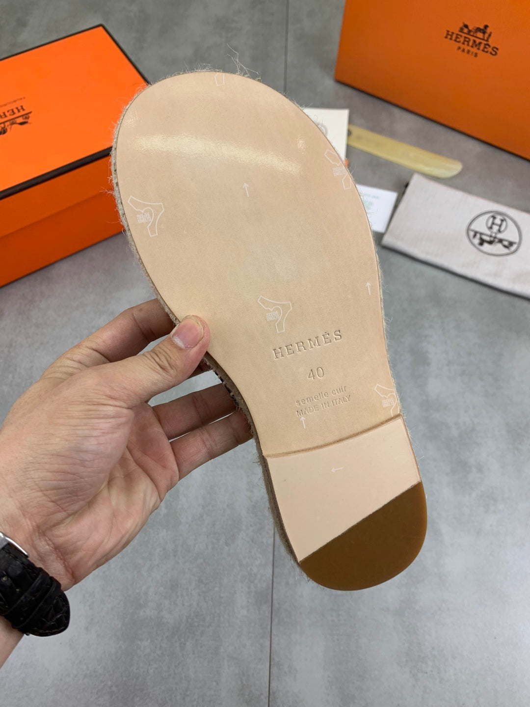 LuxluxHouse Best Quality Sandals Hermes