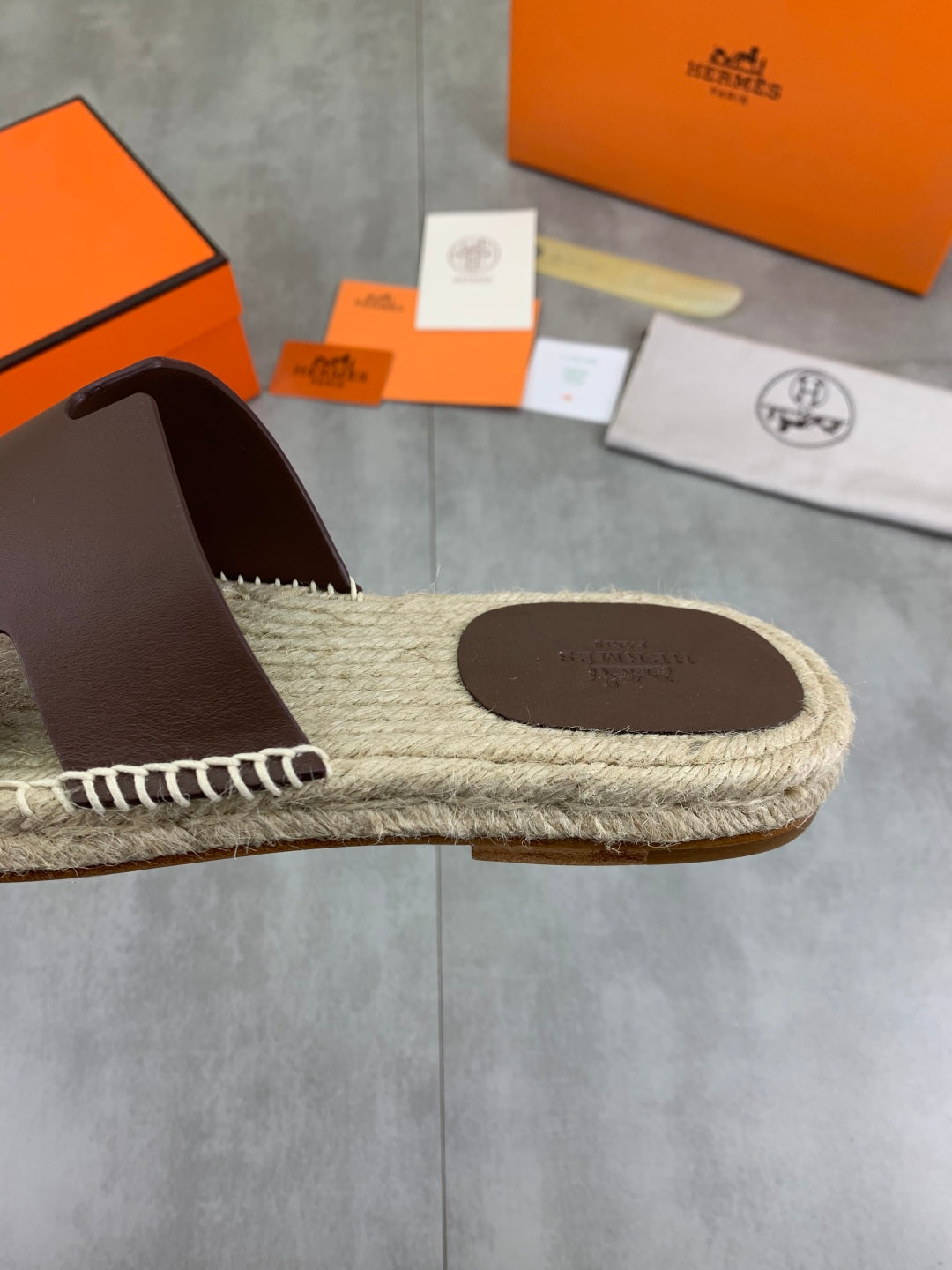 LuxluxHouse Best Quality Sandals Hermes
