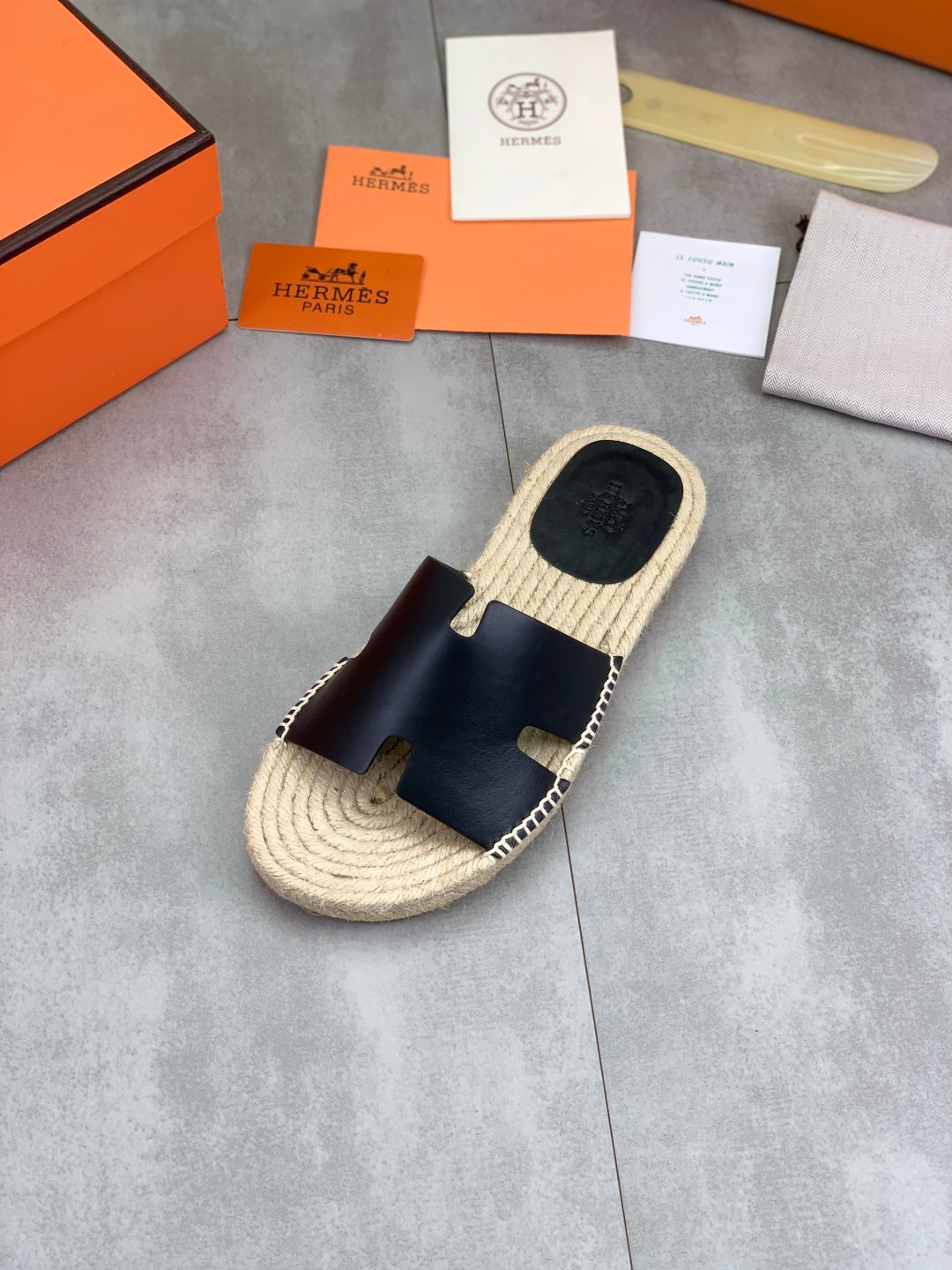 LuxluxHouse Best Quality Sandals Hermes