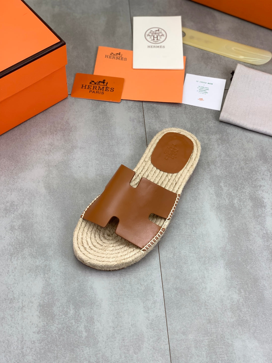 LuxluxHouse Best Quality Sandals Hermes