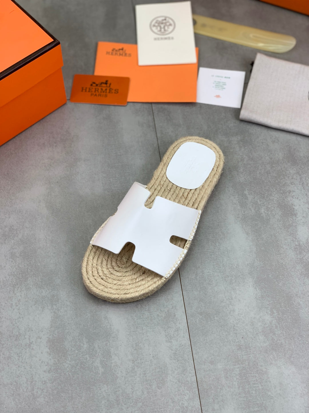 LuxluxHouse Best Quality Sandals Hermes