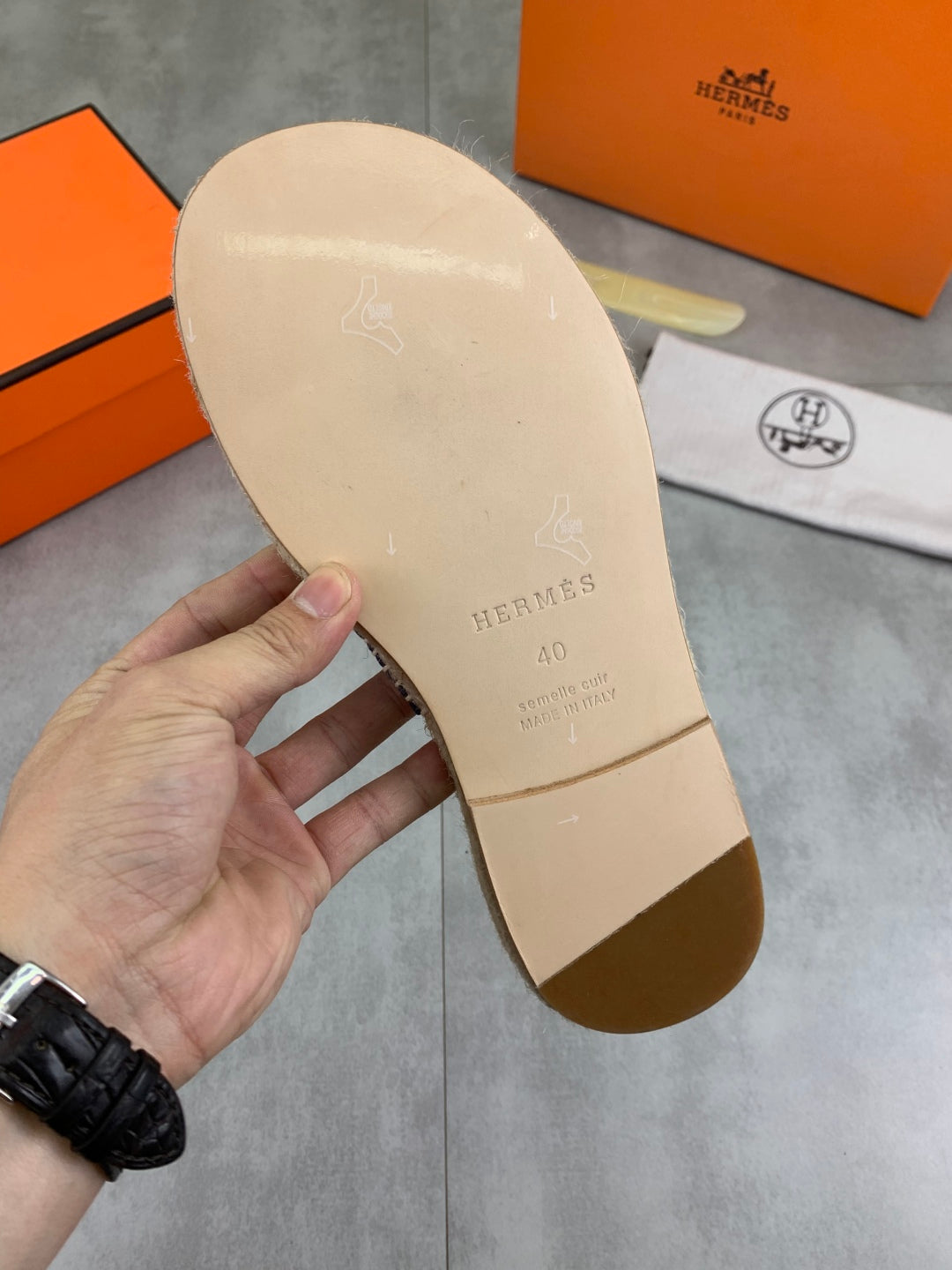 LuxluxHouse Best Quality Sandals Hermes