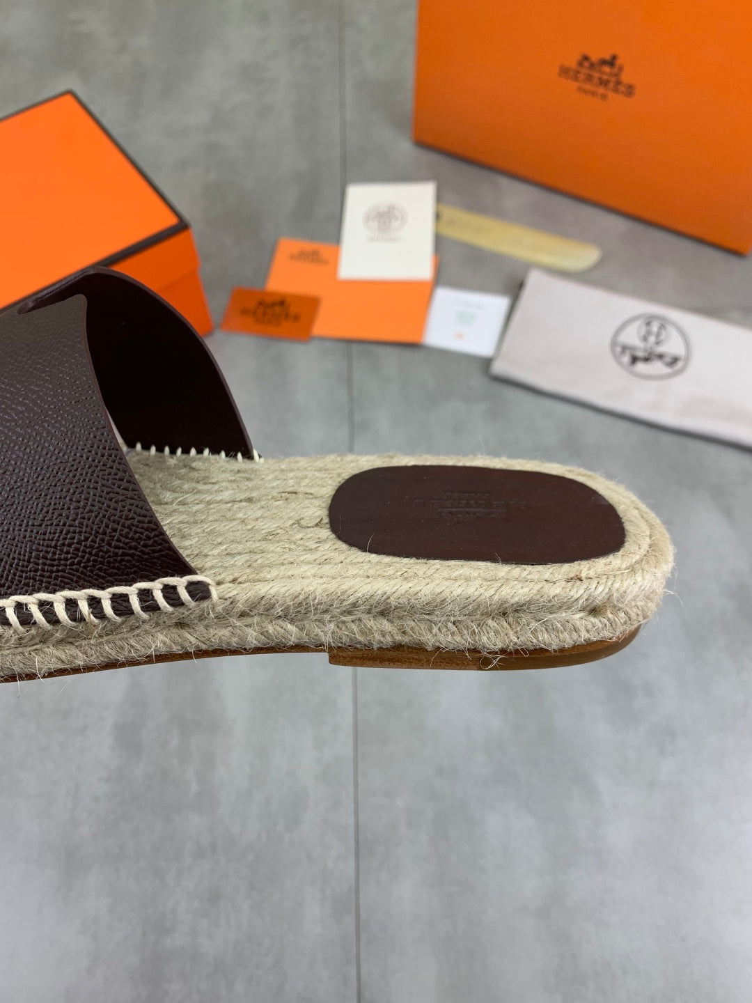 LuxluxHouse Best Quality Sandals Hermes
