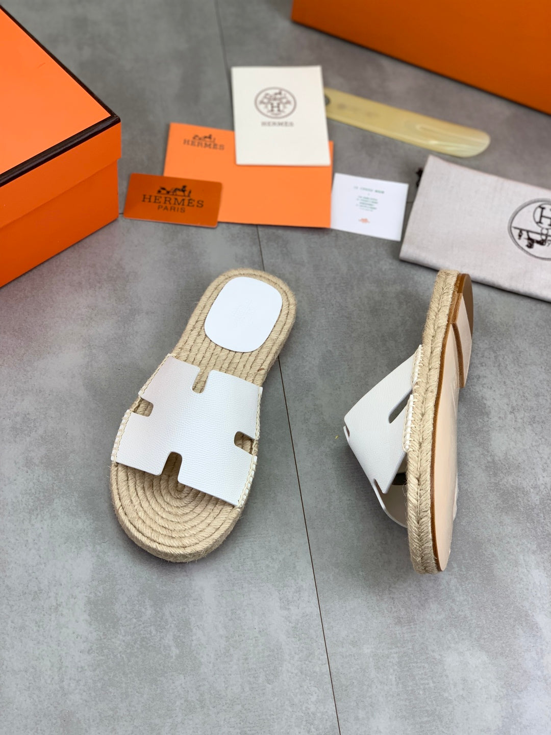 LuxluxHouse Best Quality Sandals Hermes