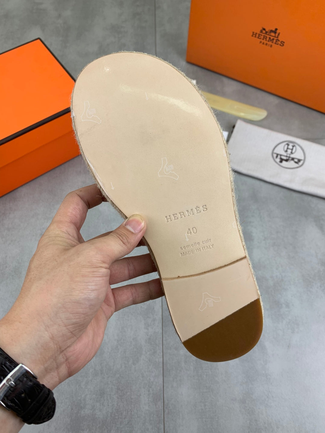 LuxluxHouse Best Quality Sandals Hermes