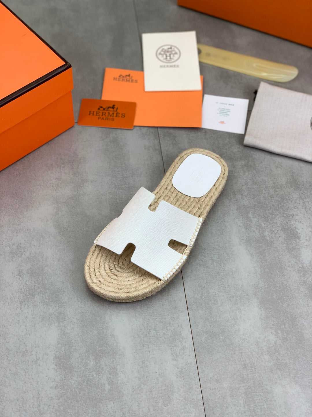 LuxluxHouse Best Quality Sandals Hermes