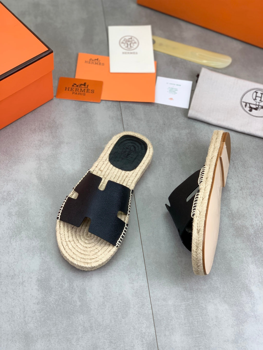 LuxluxHouse Best Quality Sandals Hermes