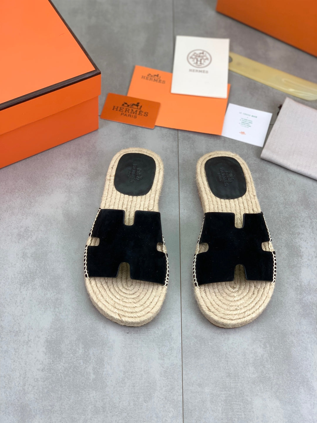 LuxluxHouse Best Quality Sandals Hermes