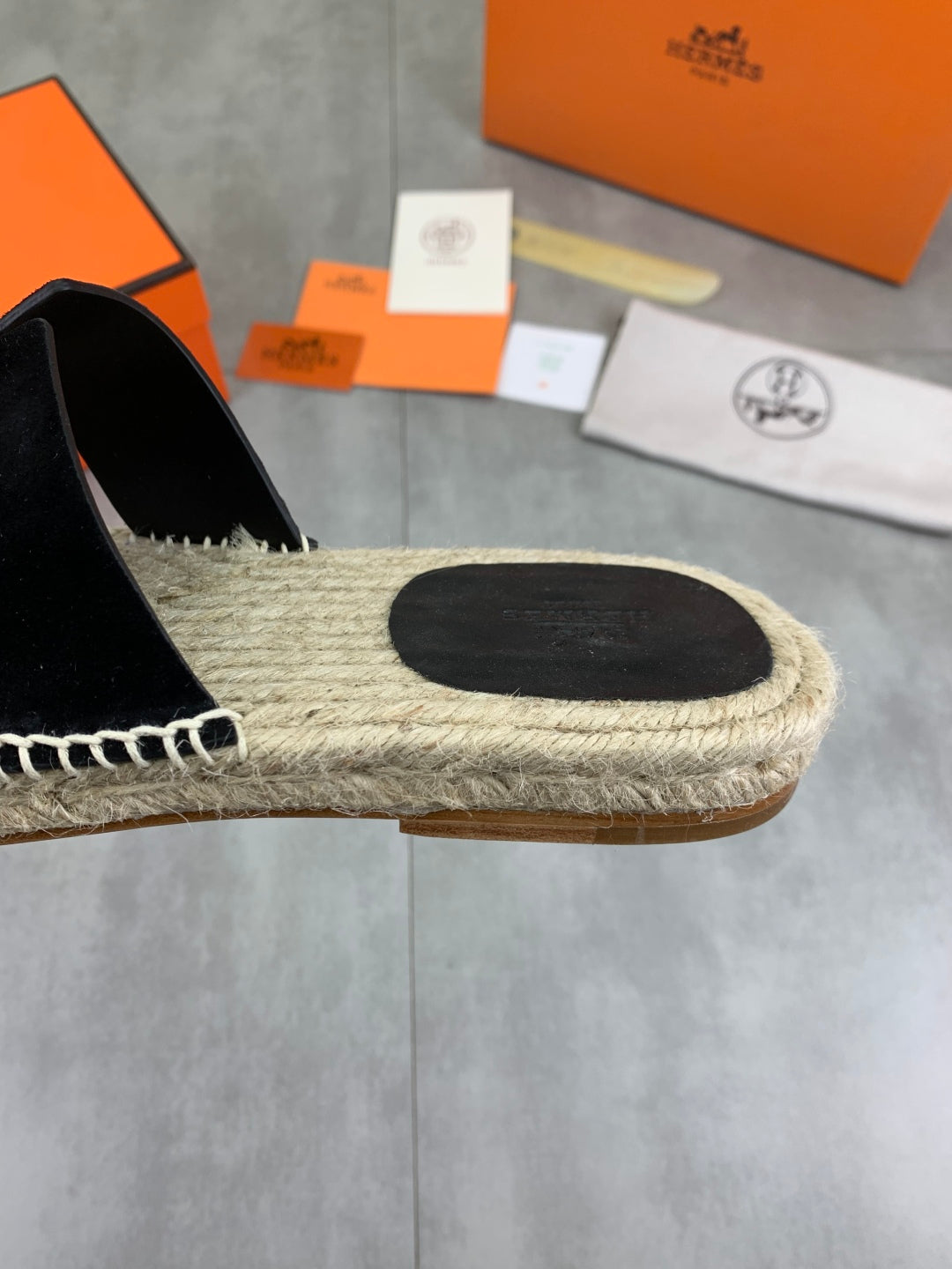 LuxluxHouse Best Quality Sandals Hermes