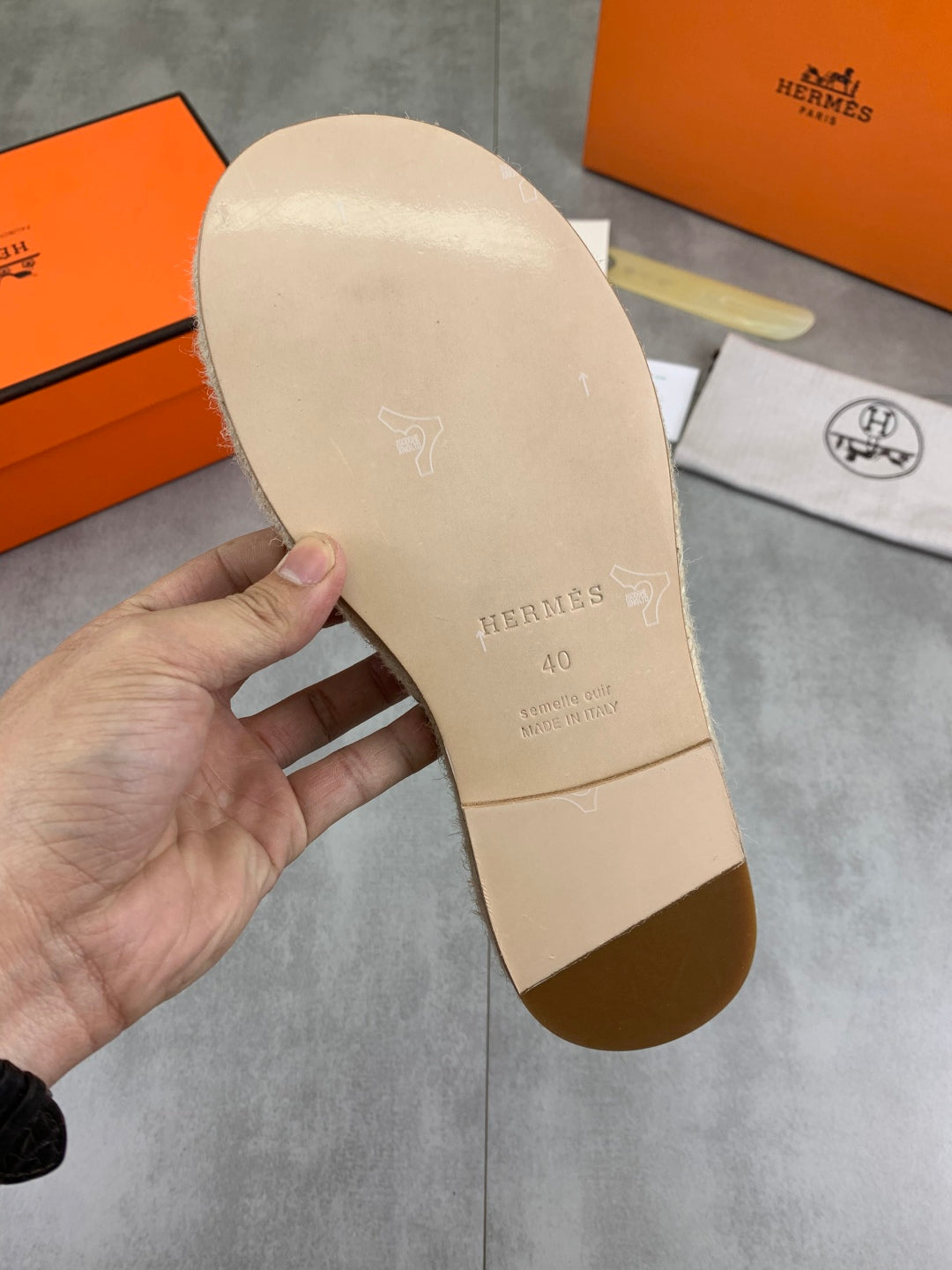 LuxluxHouse Best Quality Sandals Hermes