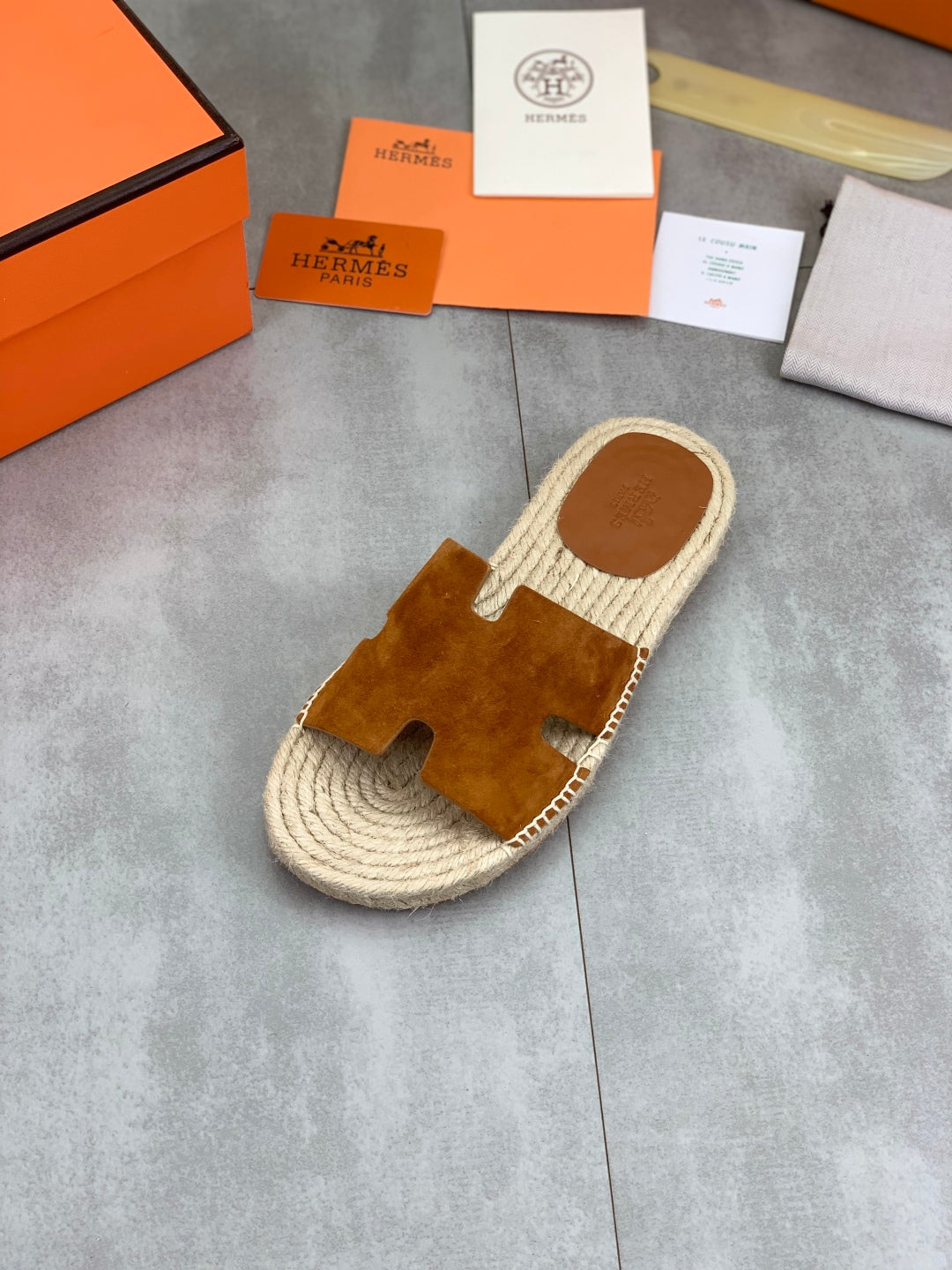 LuxluxHouse Best Quality Sandals Hermes