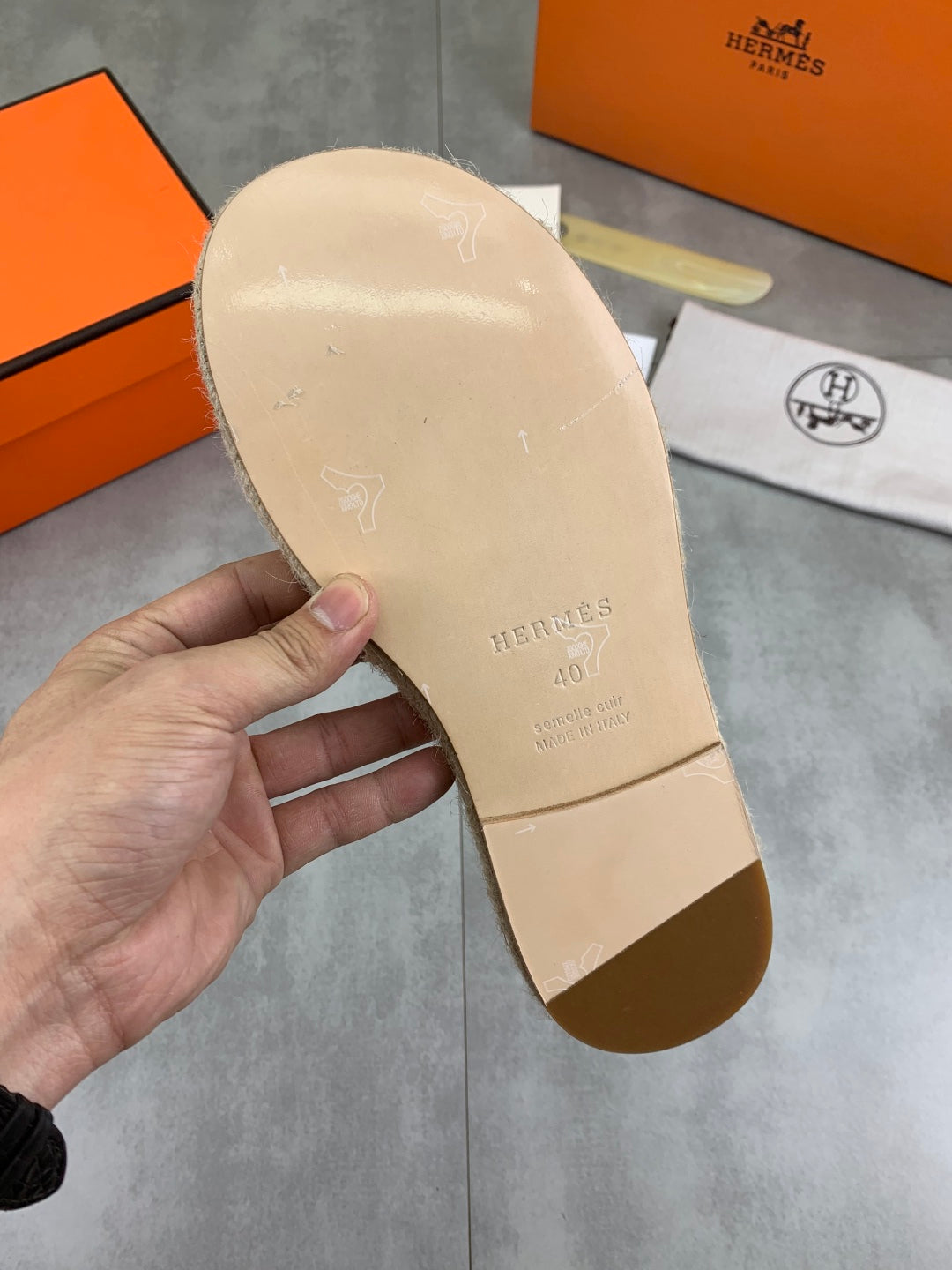 LuxluxHouse Best Quality Sandals Hermes