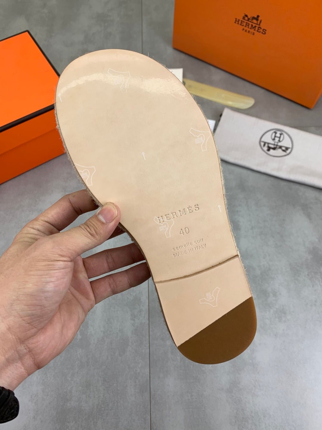 LuxluxHouse Best Quality Sandals Hermes
