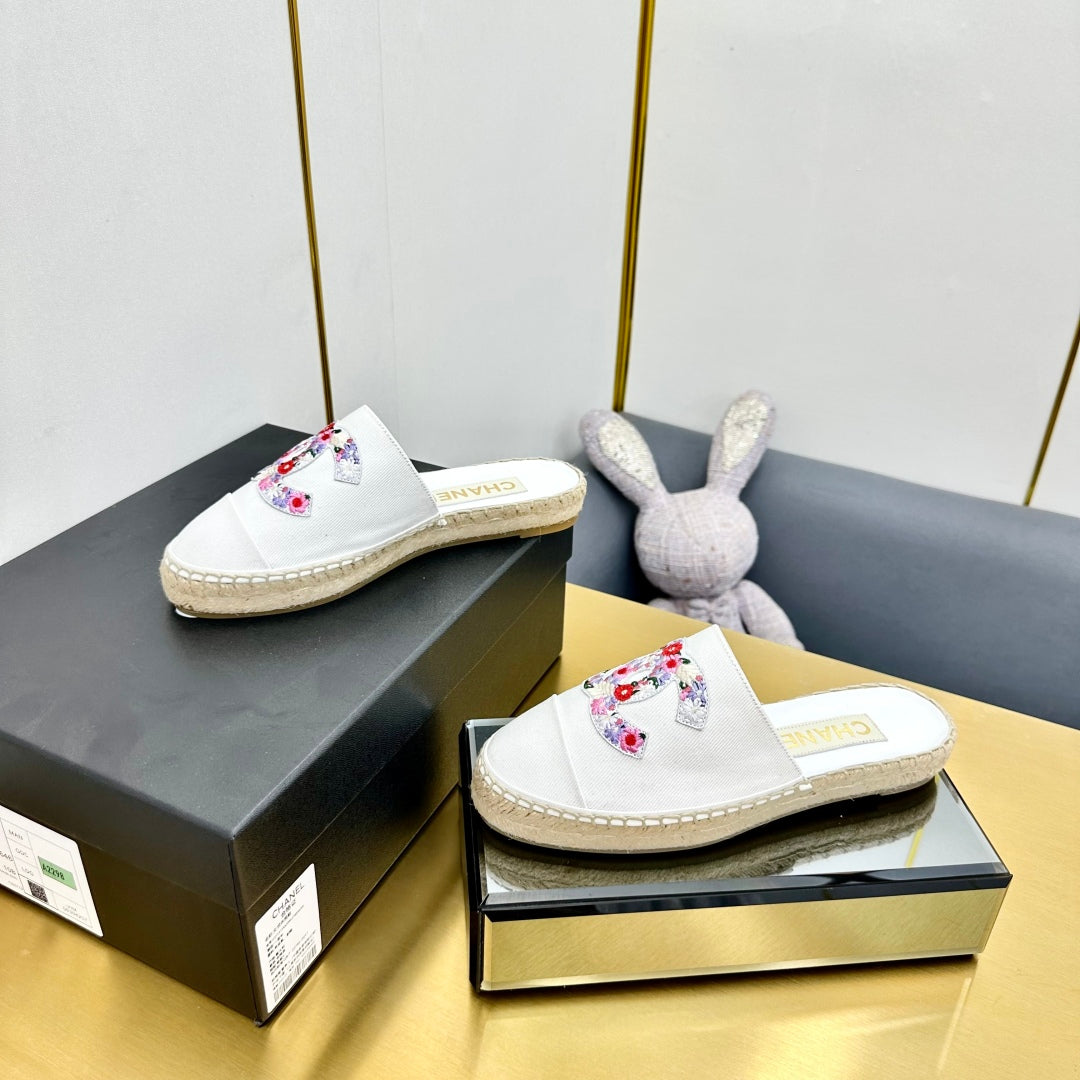 LuxluxHouse Best Quality Chanel Sandals