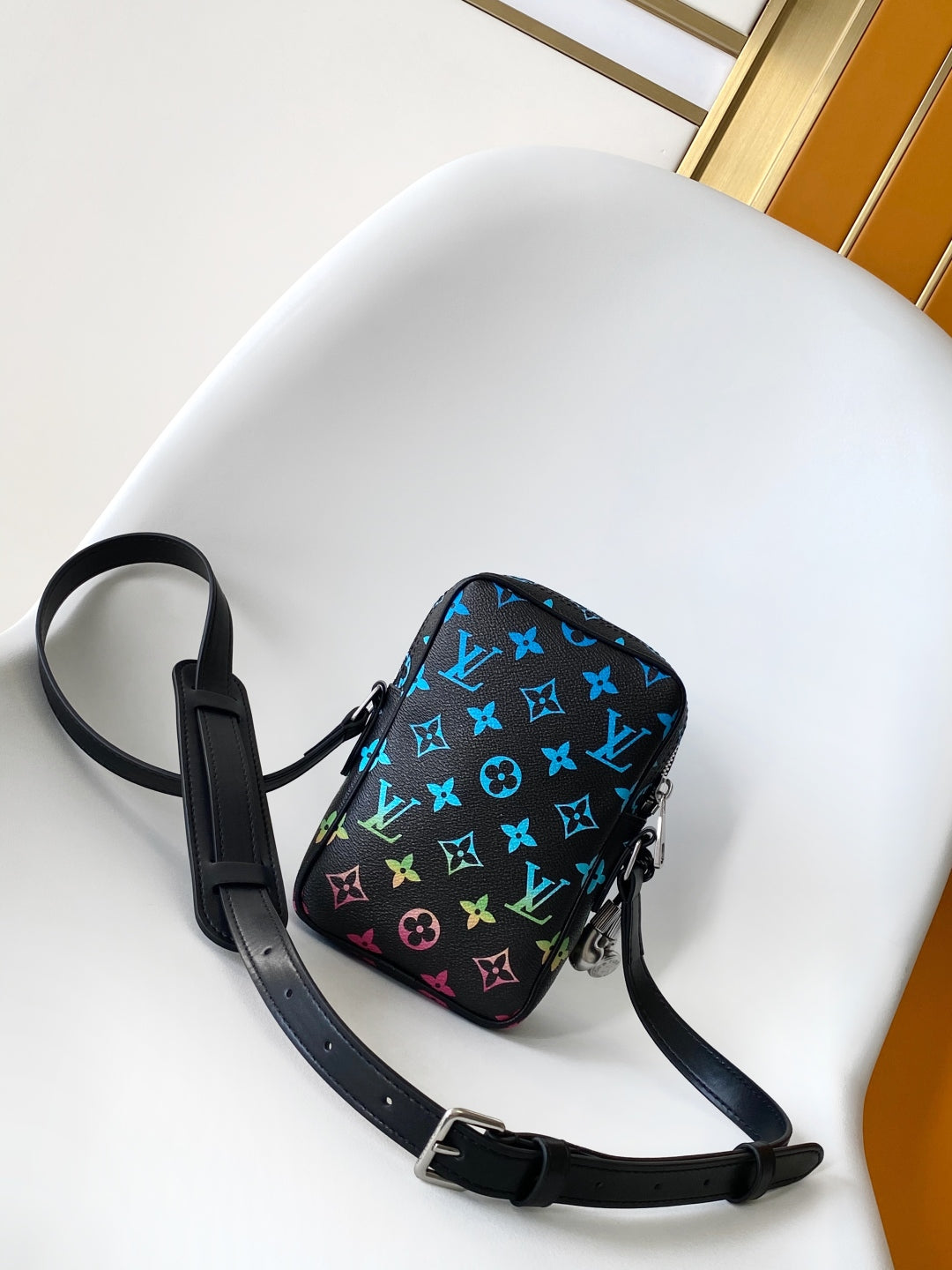 LuxluxHouse Best Quality Bags Louis Vuitton Women Men
