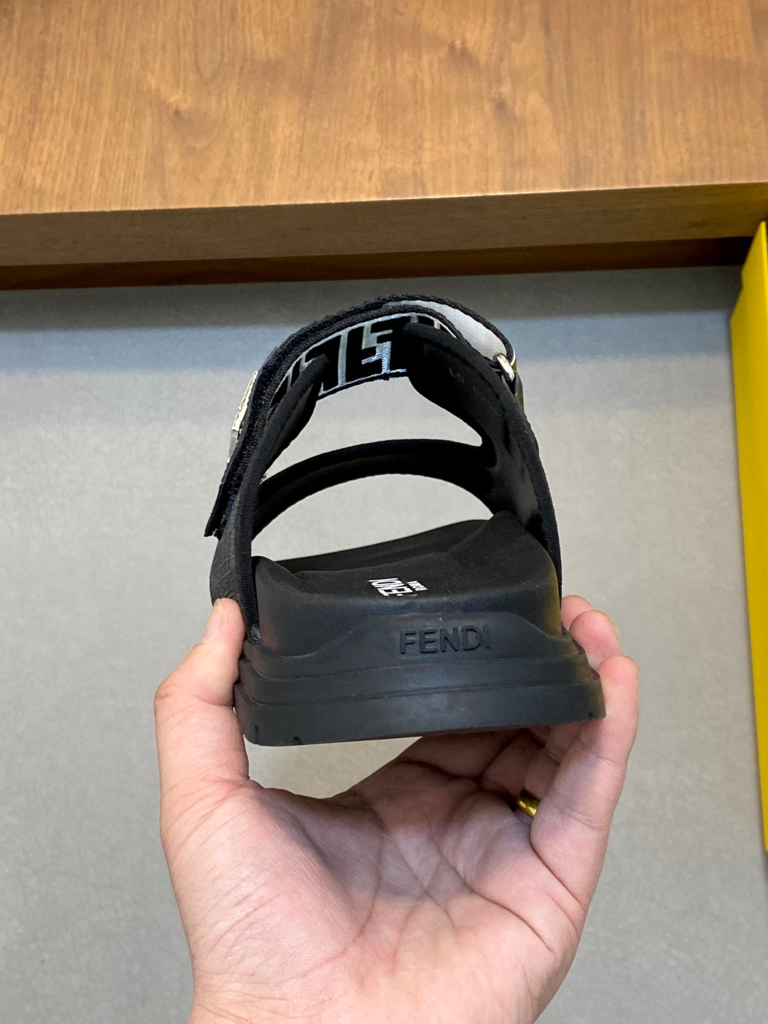 LuxluxHouse Best Quality Sandals Fendi