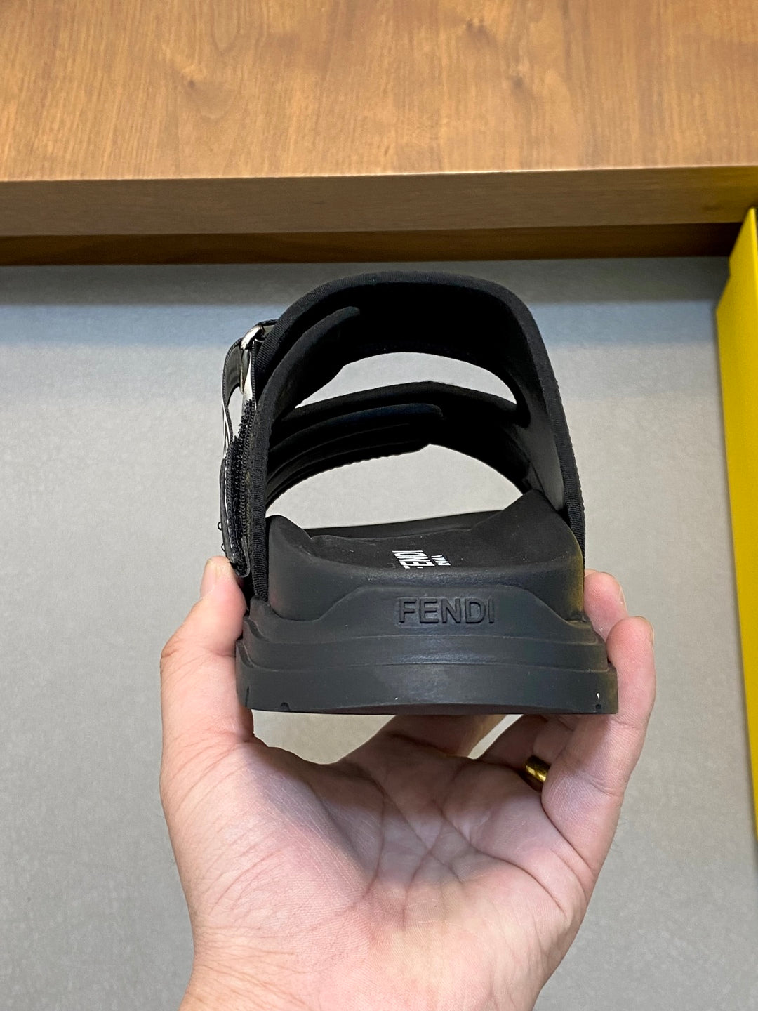 LuxluxHouse Best Quality Sandals Fendi