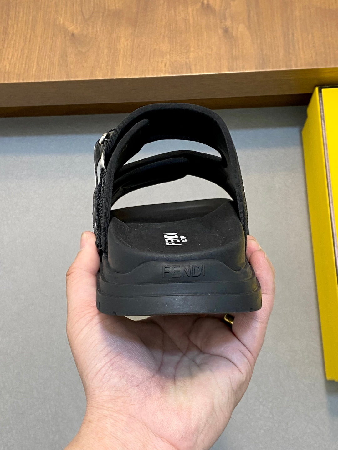 LuxluxHouse Best Quality Sandals Fendi