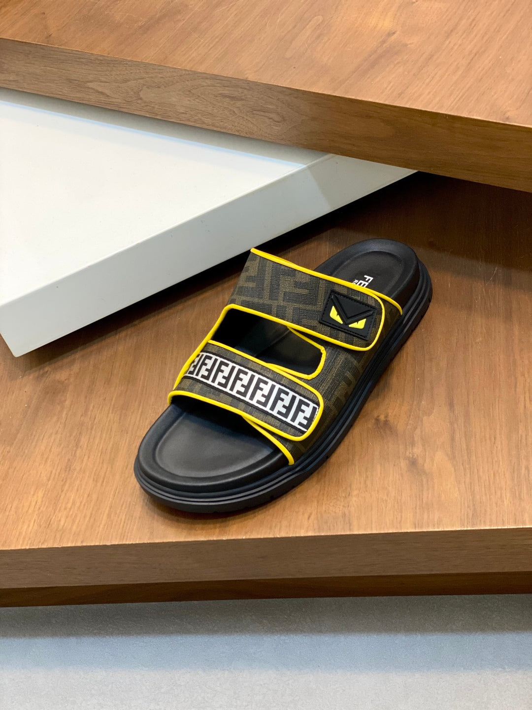 LuxluxHouse Best Quality Sandals Fendi