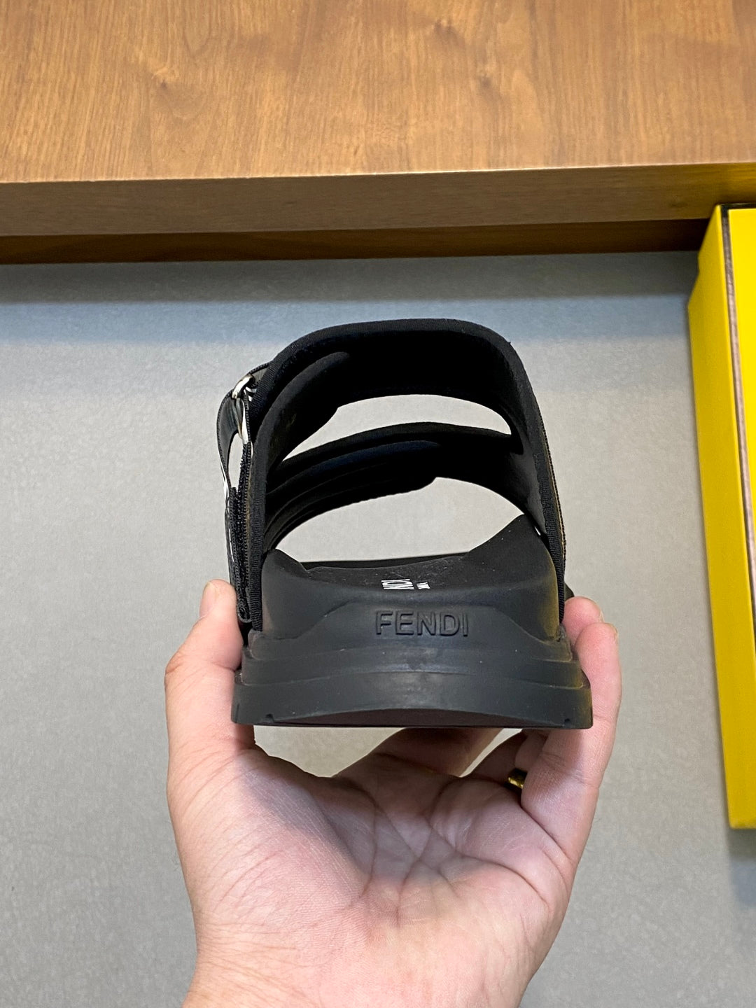 LuxluxHouse Best Quality Sandals Fendi