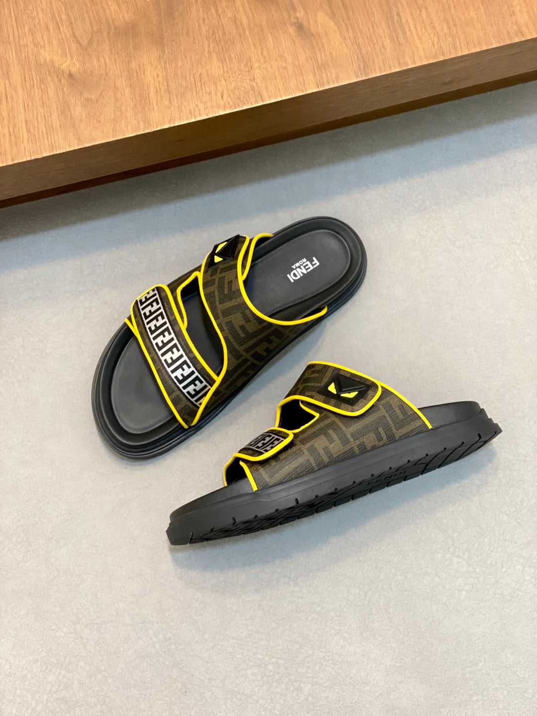 LuxluxHouse Best Quality Sandals Fendi