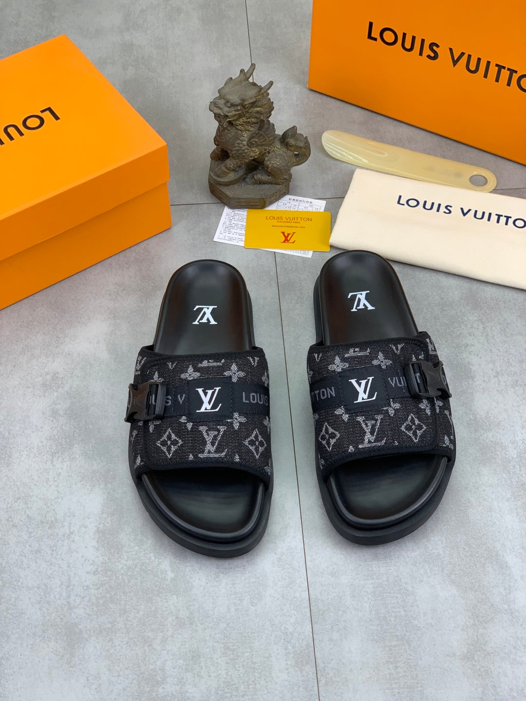 LuxluxHouse Best Quality Sandals Louis Vuitton