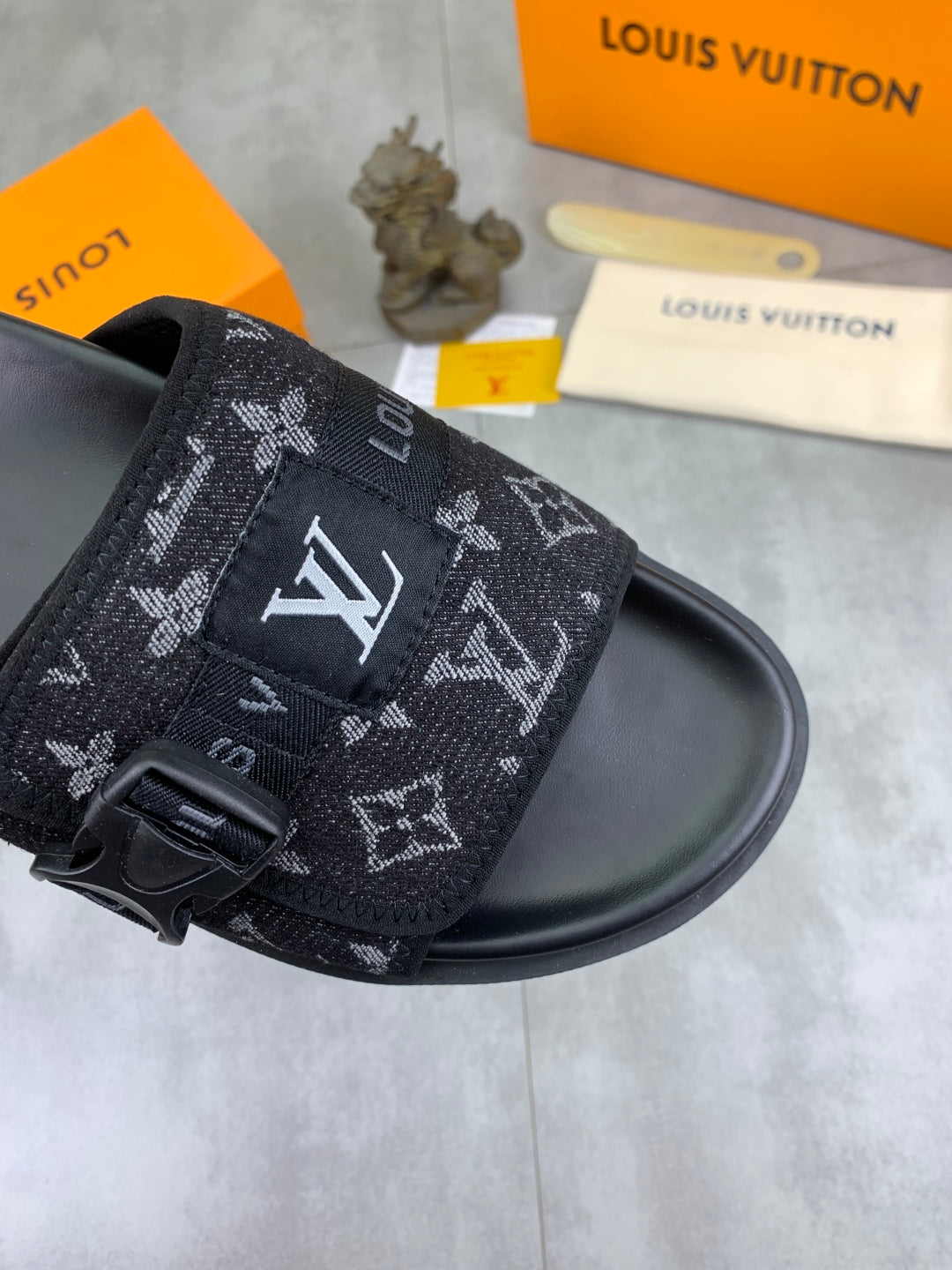 LuxluxHouse Best Quality Sandals Louis Vuitton