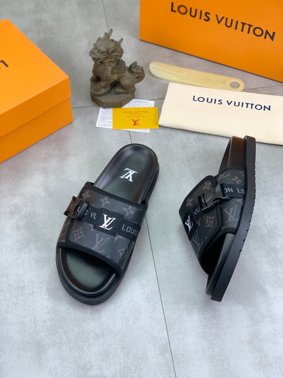 LuxluxHouse Best Quality Sandals Louis Vuitton
