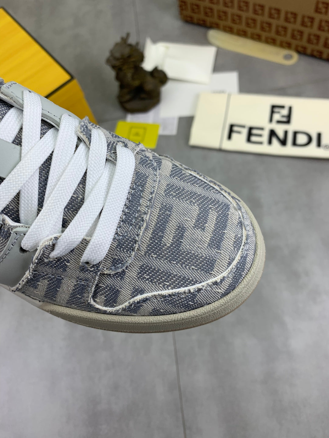 LuxluxHouse Best Quality Shoes Fendi