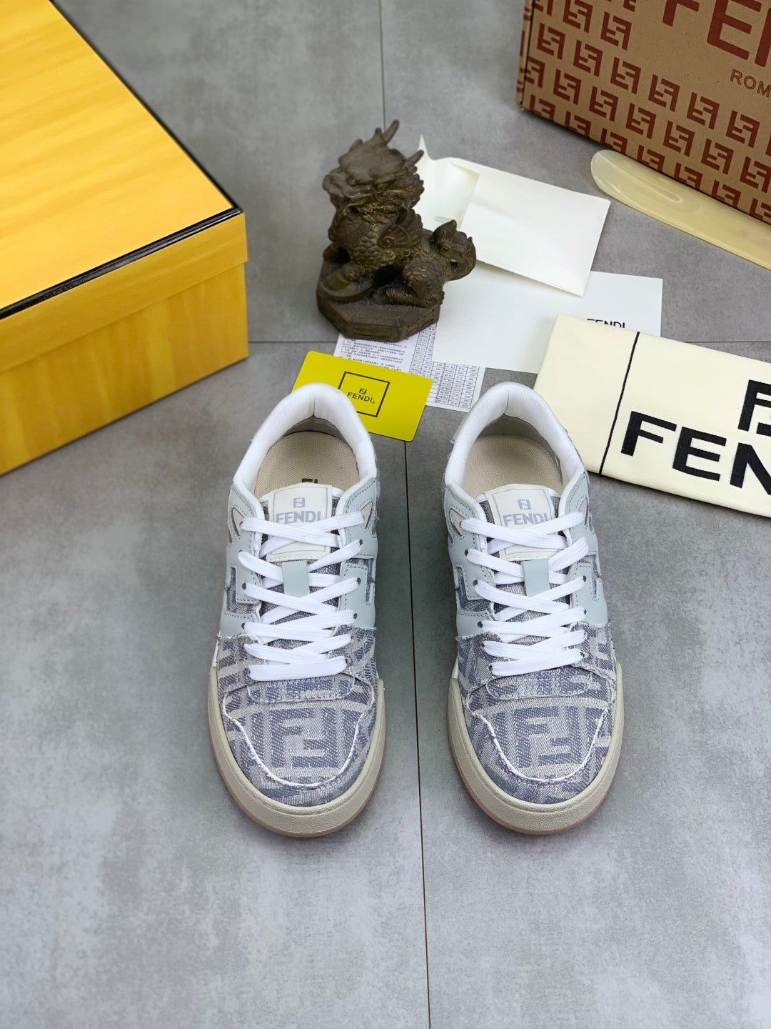 LuxluxHouse Best Quality Shoes Fendi