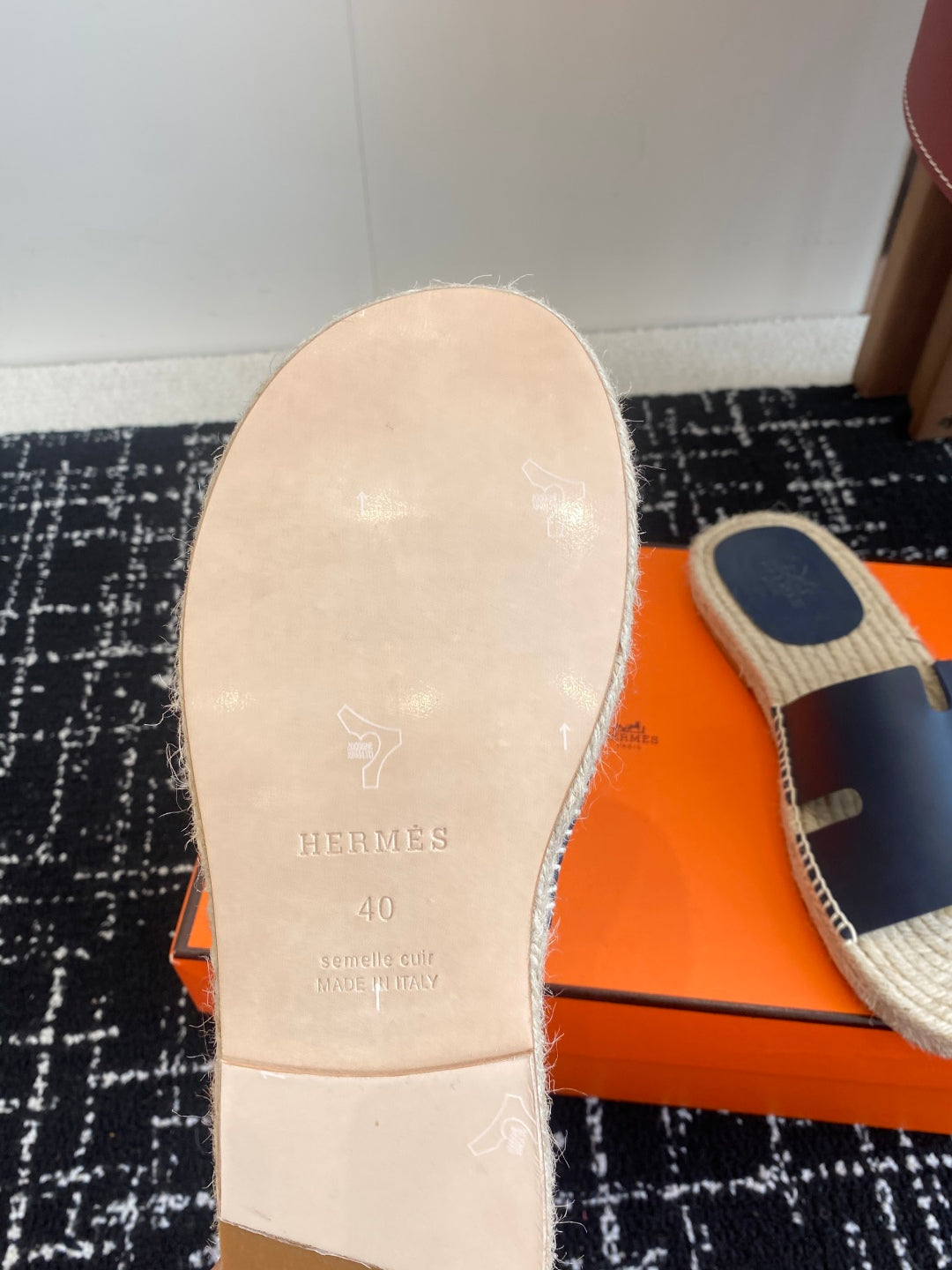 LuxluxHouse Best Quality Sandals Hermes