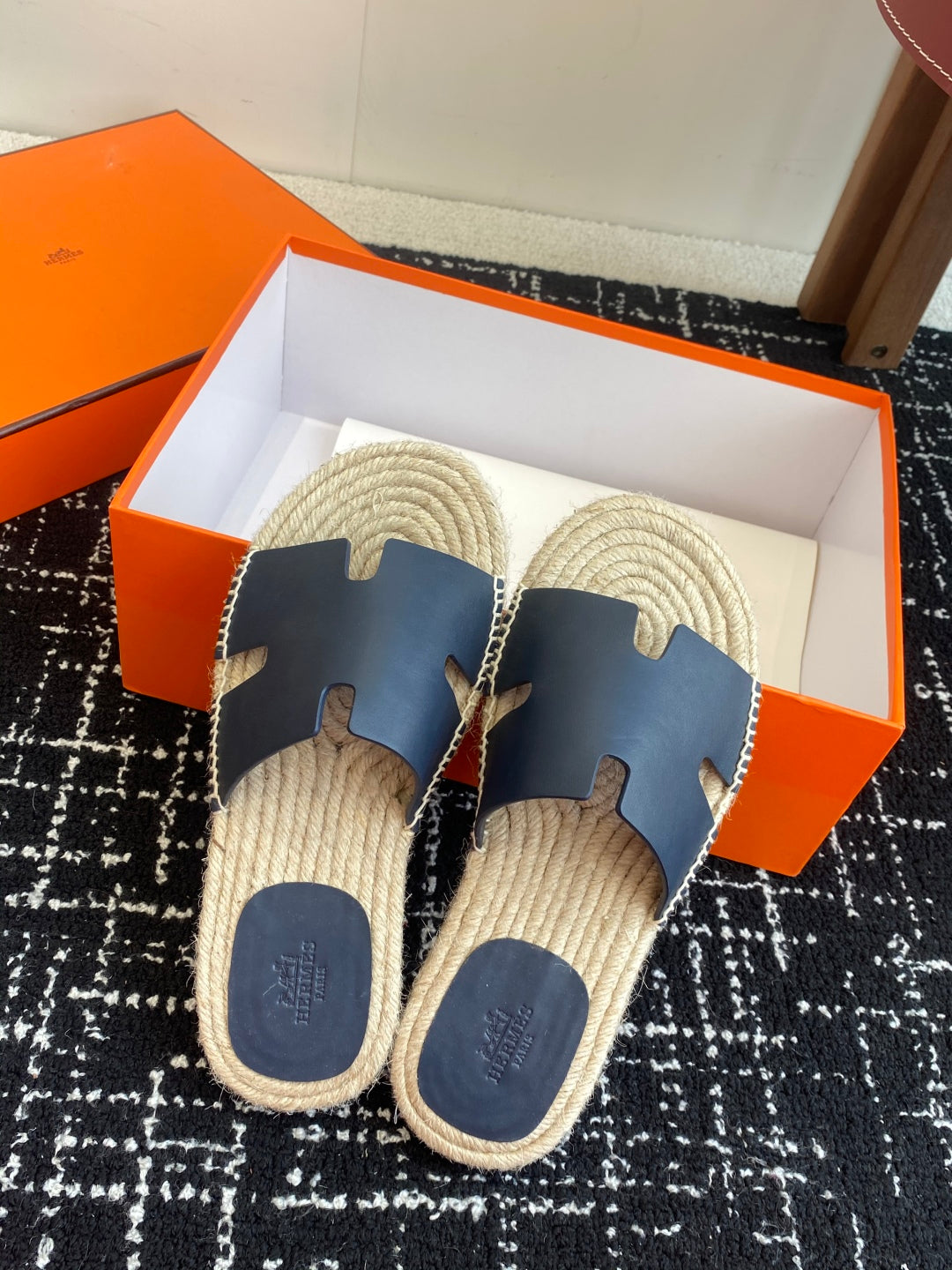 LuxluxHouse Best Quality Sandals Hermes