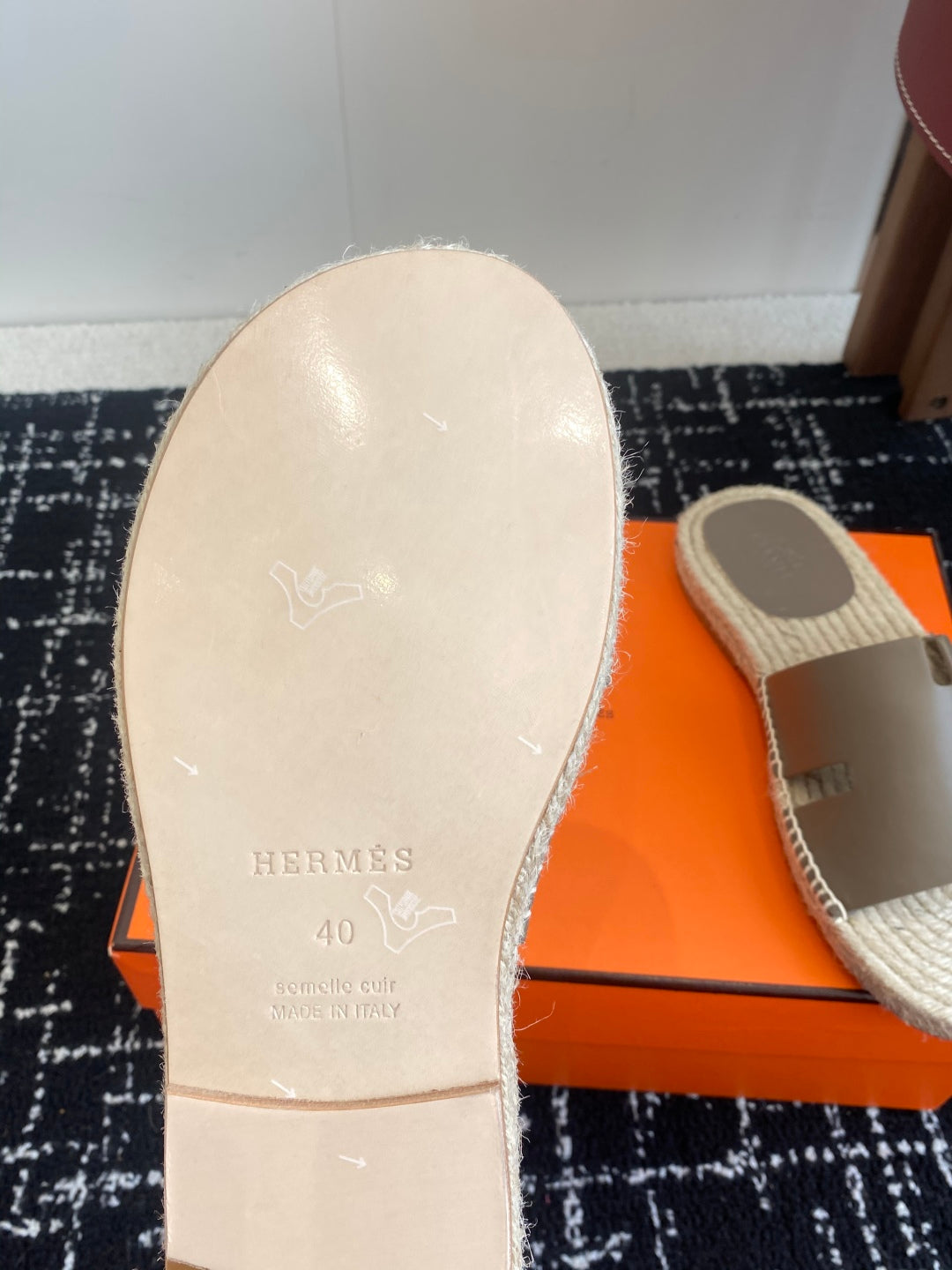 LuxluxHouse Best Quality Sandals Hermes