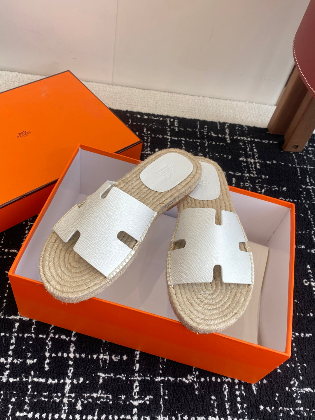 LuxluxHouse Best Quality Sandals Hermes