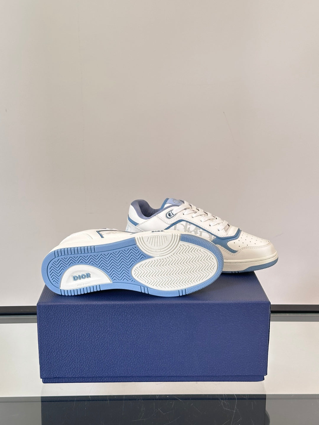 LuxluxHouse Best Quality Shoes Dior