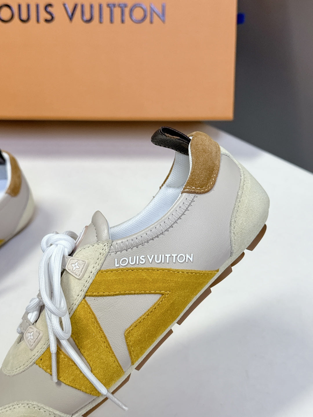 LuxluxHouse Best Quality Women Shoes Louis Vuitton