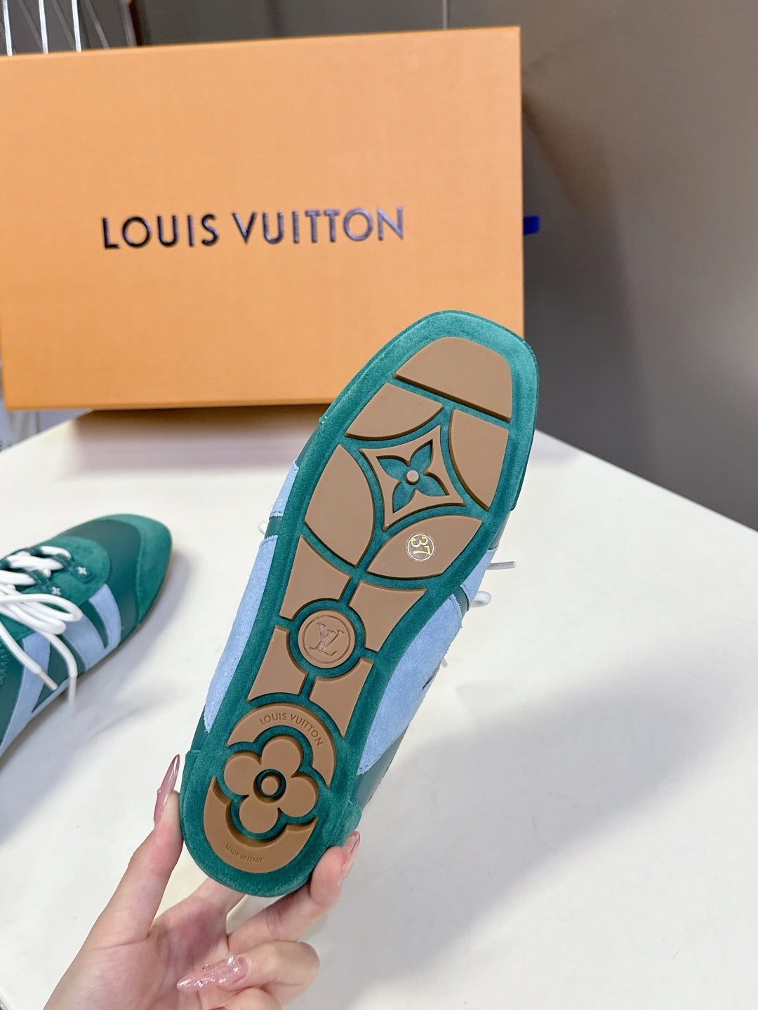 LuxluxHouse Best Quality Women Shoes Louis Vuitton