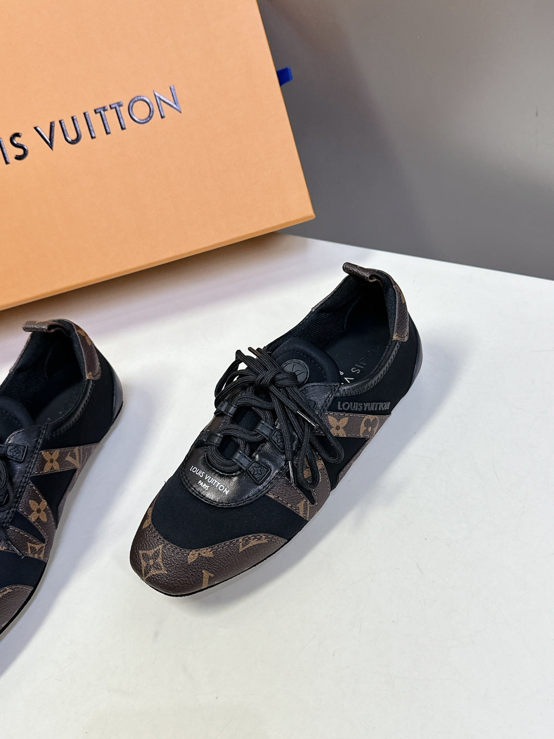 LuxluxHouse Best Quality Women Shoes Louis Vuitton
