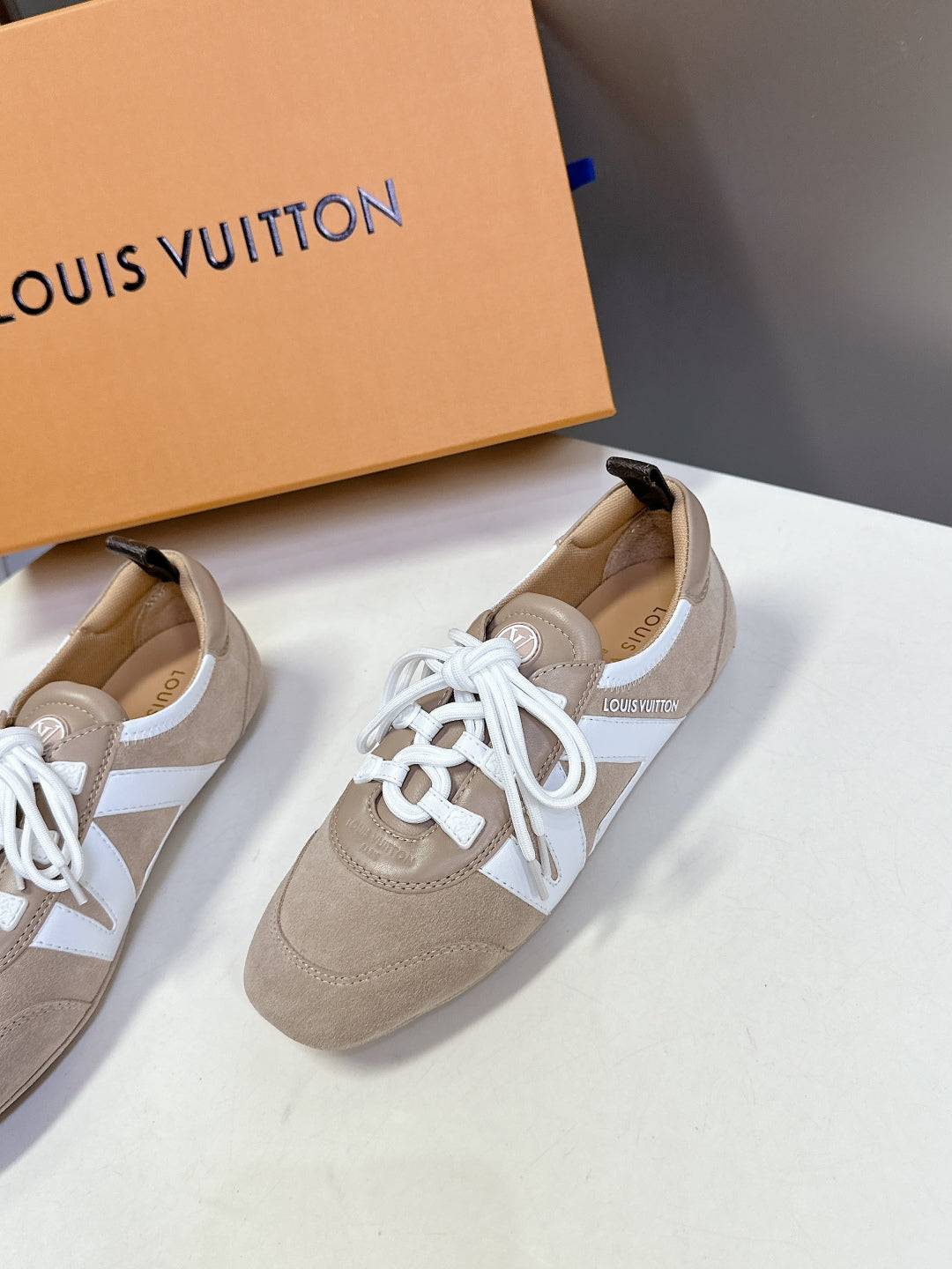 LuxluxHouse Best Quality Women Shoes Louis Vuitton
