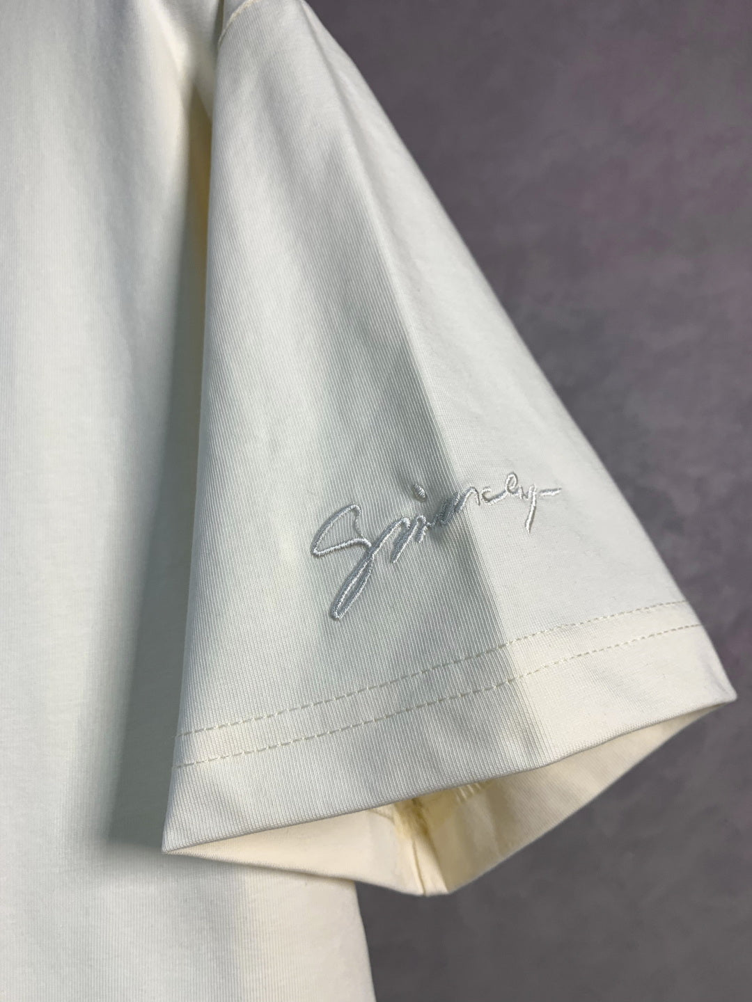 LuxluxHouse Best Quality Clothes Givenchy T-shirt