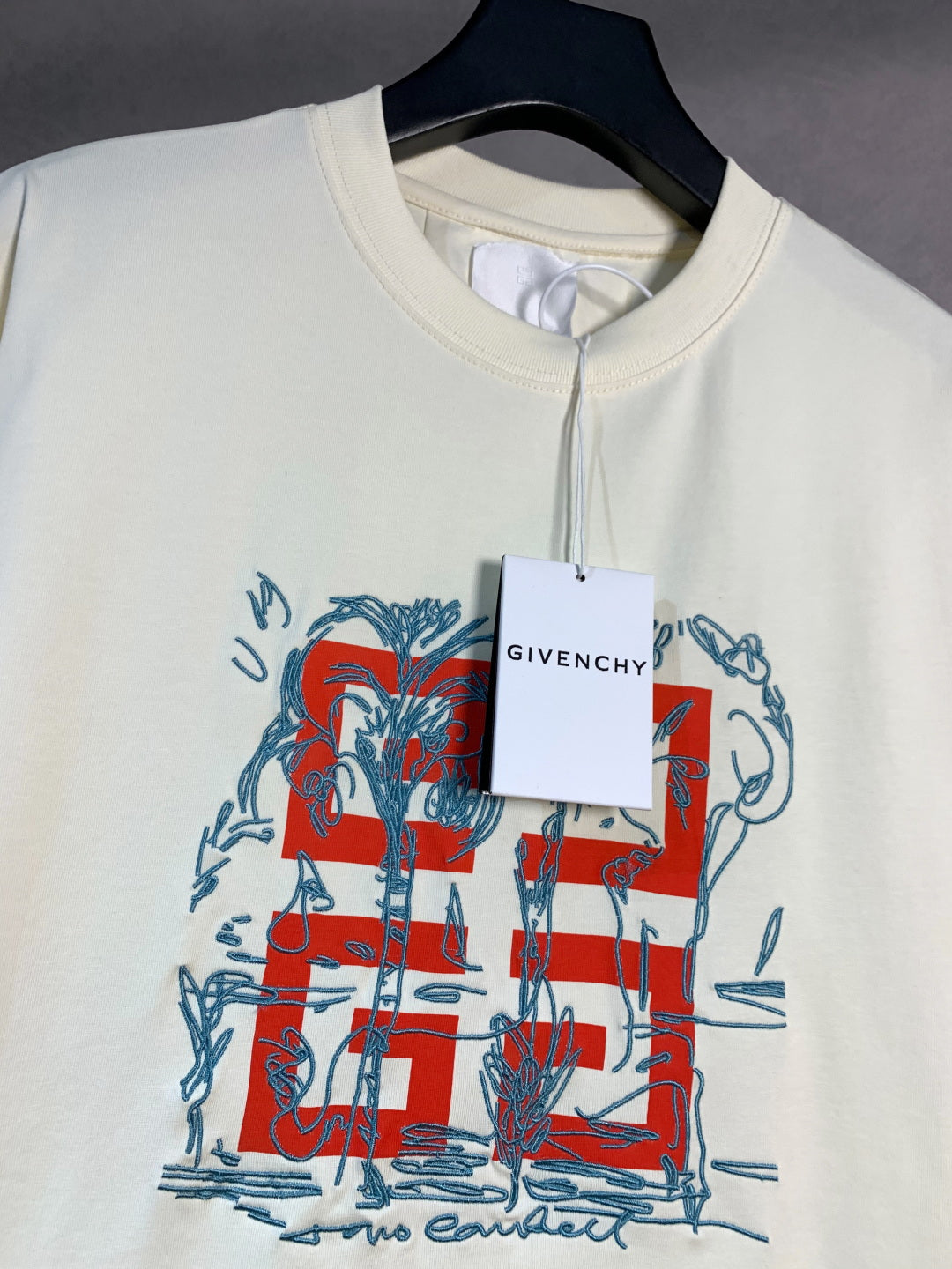 LuxluxHouse Best Quality Clothes Givenchy T-shirt