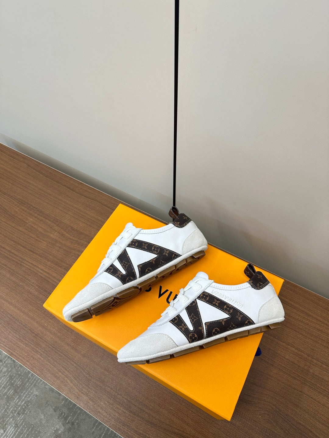 LuxluxHouse Best Quality Women Shoes Louis Vuitton