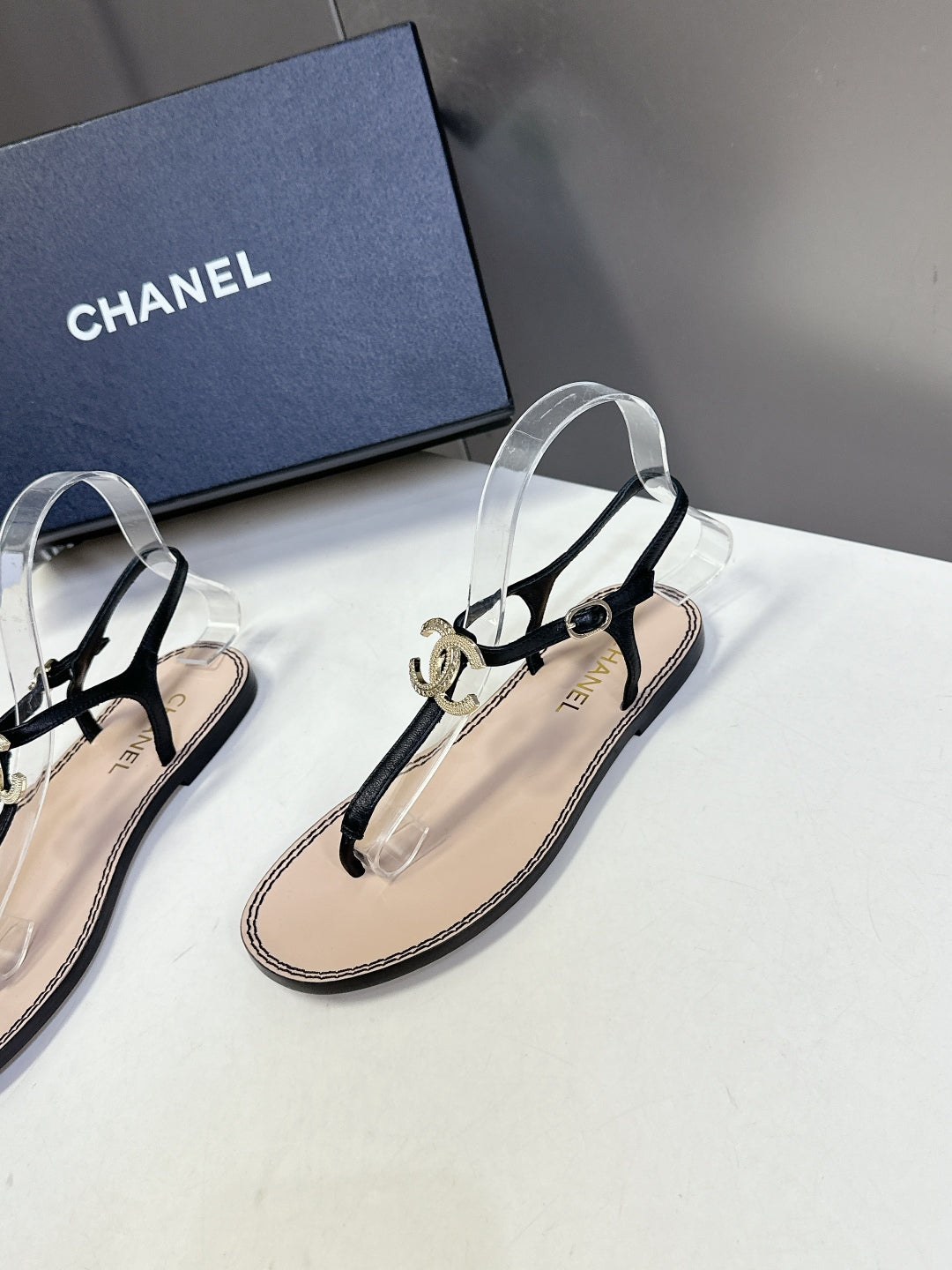 LuxluxHouse Best Quality Chanel Sandals