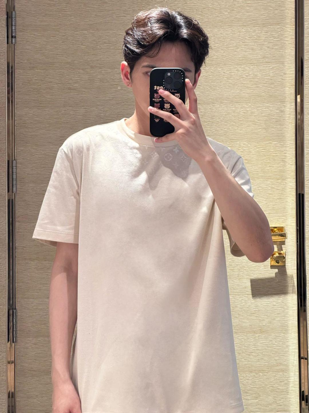 LuxluxHouse Best Quality Clothes T-shirt Louis Vuitton