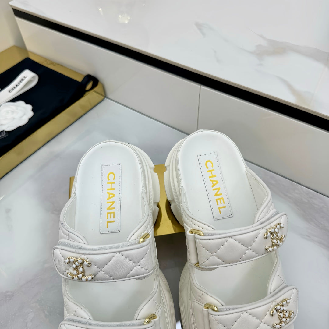 LuxluxHouse Best Quality Chanel Sandals