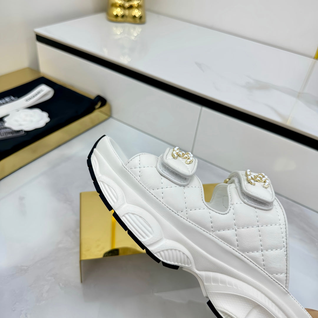 LuxluxHouse Best Quality Chanel Sandals