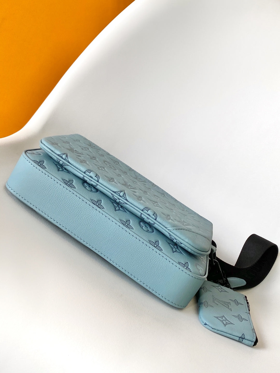 LuxluxHouse Best Quality Bags Louis Vuitton Men