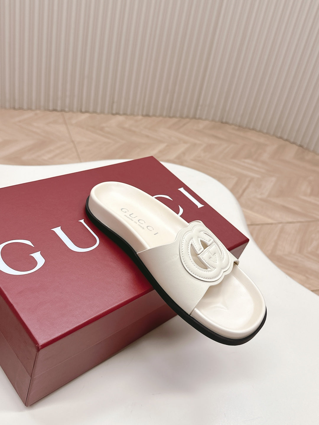 LuxluxHouse Best Quality Gucci Women Shoes